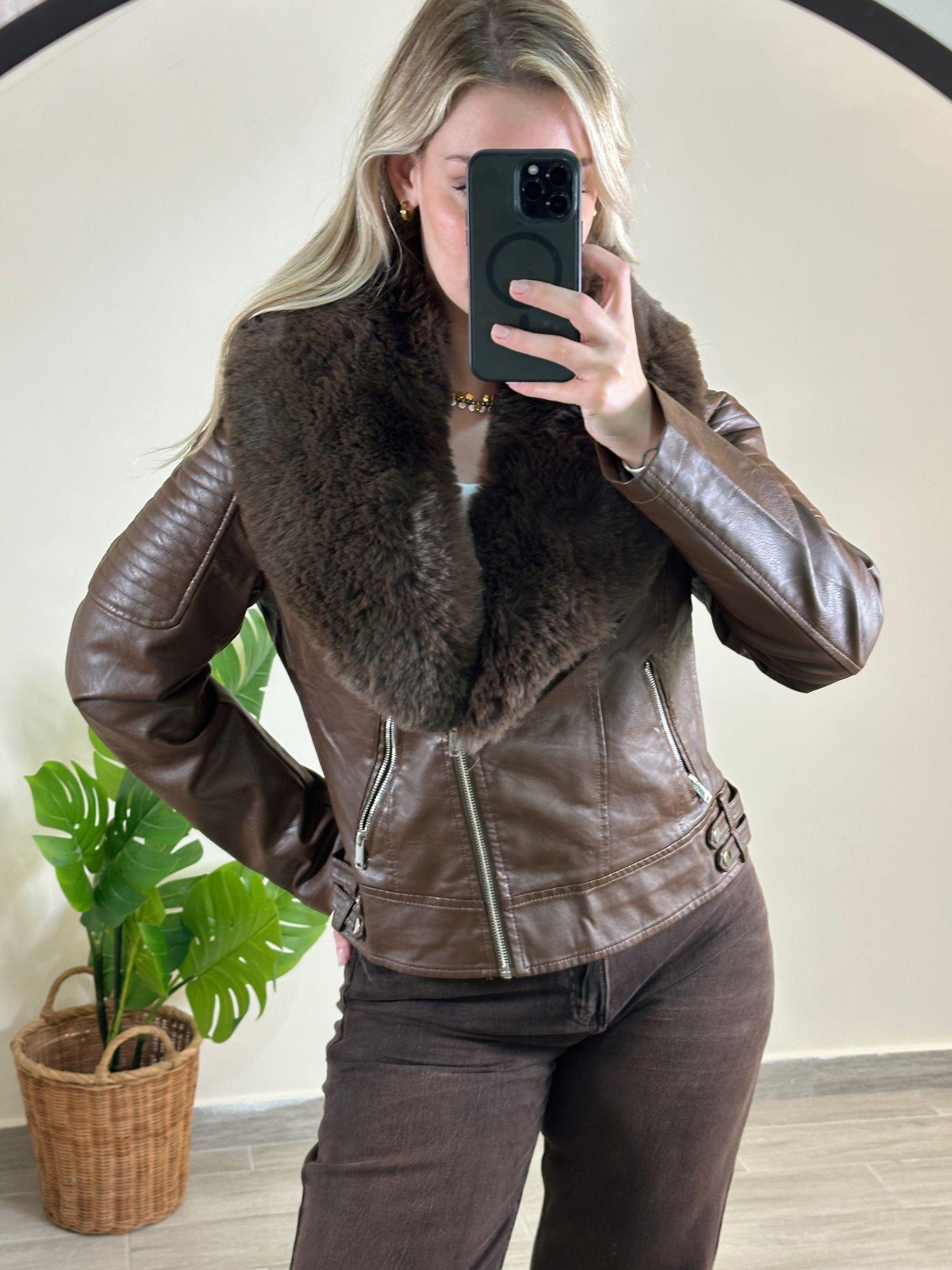 Δερματίνι Zenia